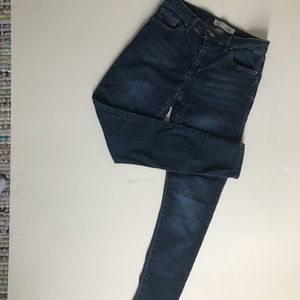 Topshop petite Leigh jeans size 28